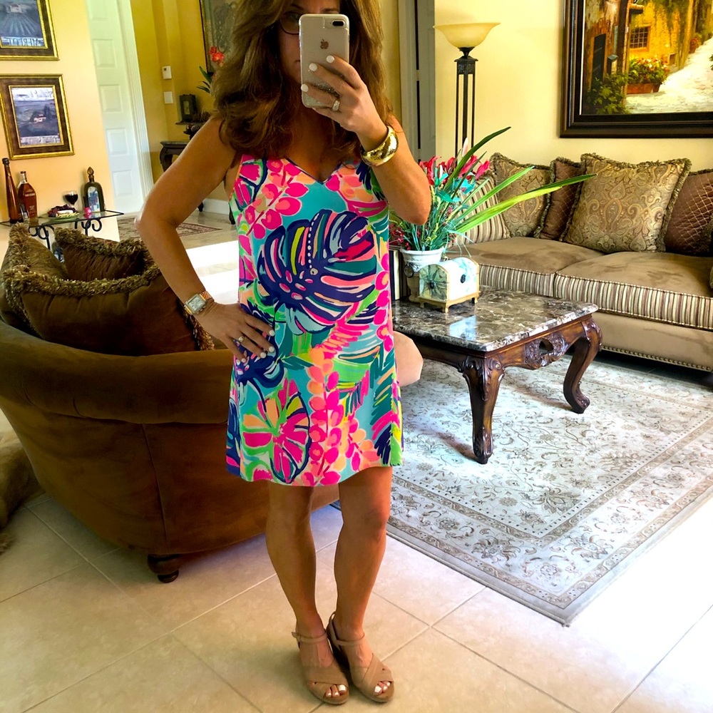 Lilly Pulitzer lined slip dress.